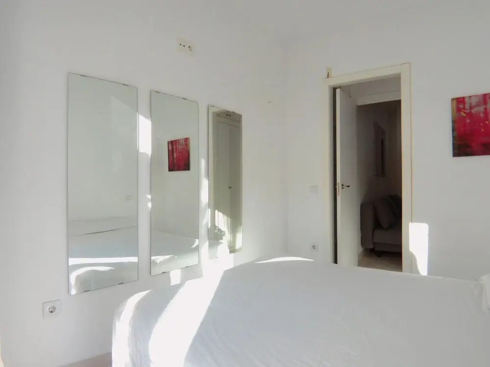 Apartamento de 2 Habitaciones en Puerta del Angel AZ2EXC