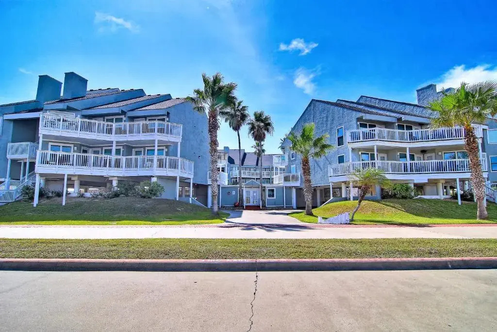 Pineapple Sands Mibc216 Condo