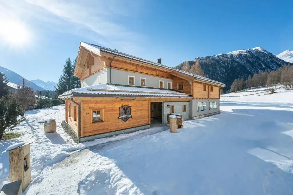 Engadin Chalet - Private Retreat & Appart -St Moritz - Val Bever