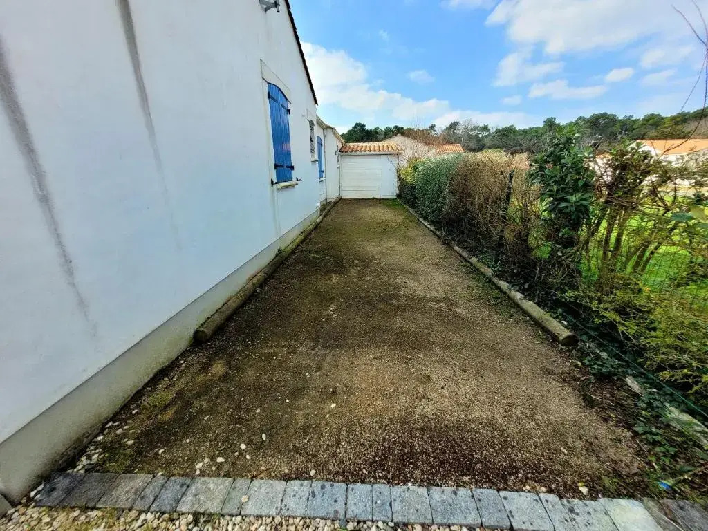 Villa de 4 chambres avec piscine privee et jardin clos a Notre Dame de Monts a 1 km de la plage