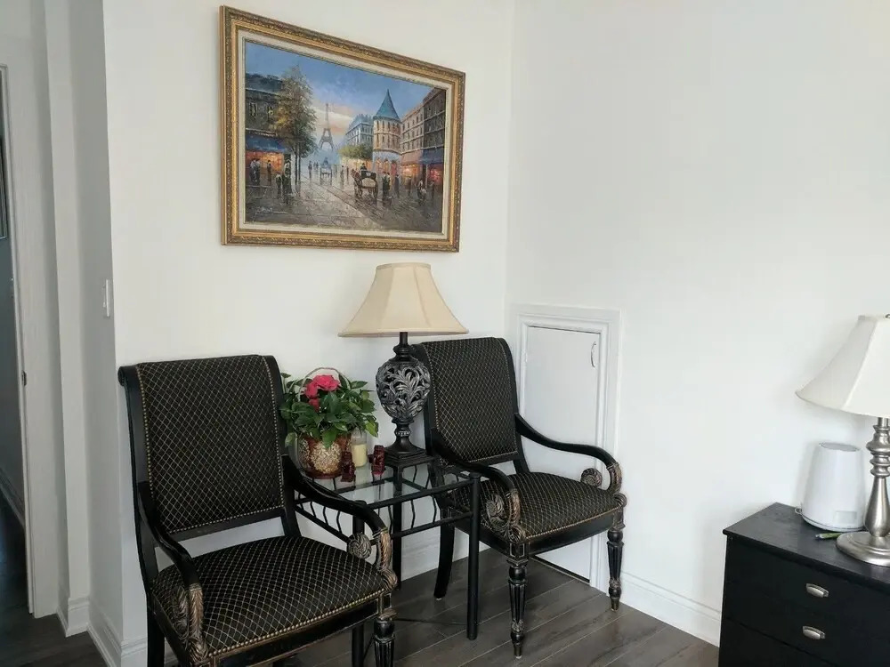 Gardens at Queen Luxury One Bedroom