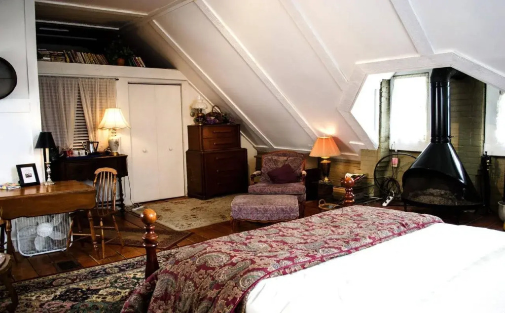 Clifford House Private Home B&B