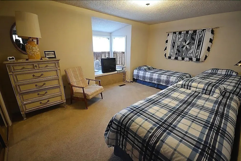 Cliff Cabin - Three Bedroom Cabin