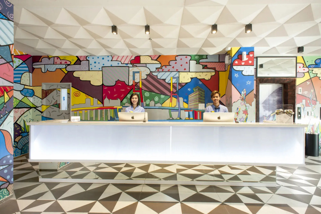 MaxOneHotels at Dharmahusada Surabaya