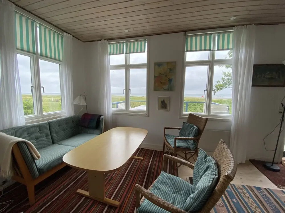 Skærven Beachfront Apartments and Cottage