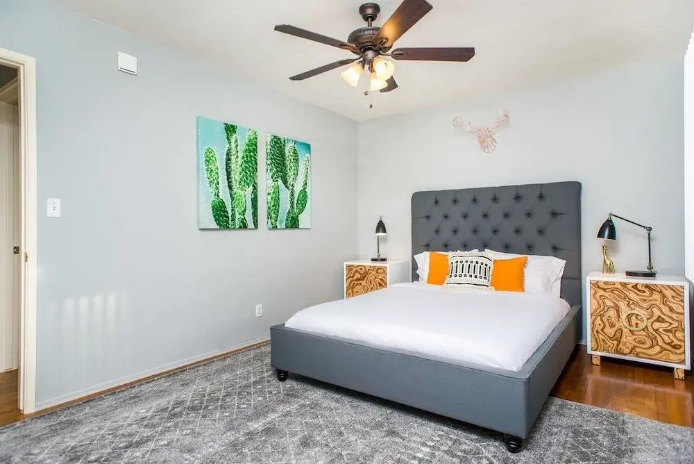 Stylish 2br/1ba in the Heart of PB by Domio