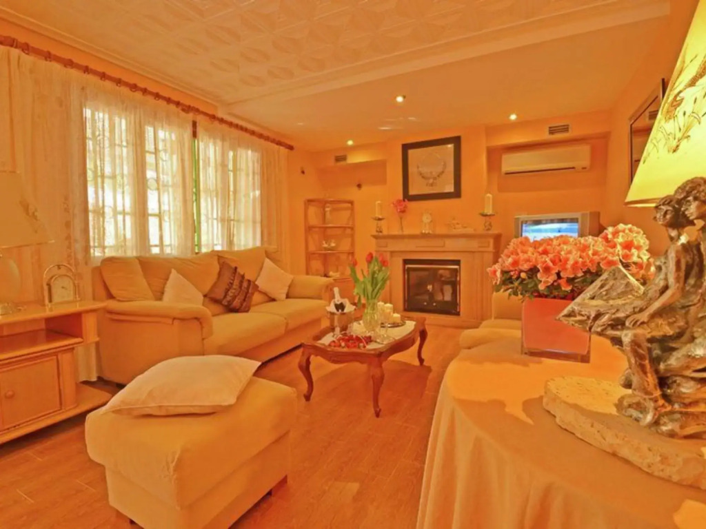 Modern Chalet with Private Pool in El Toro Majorca