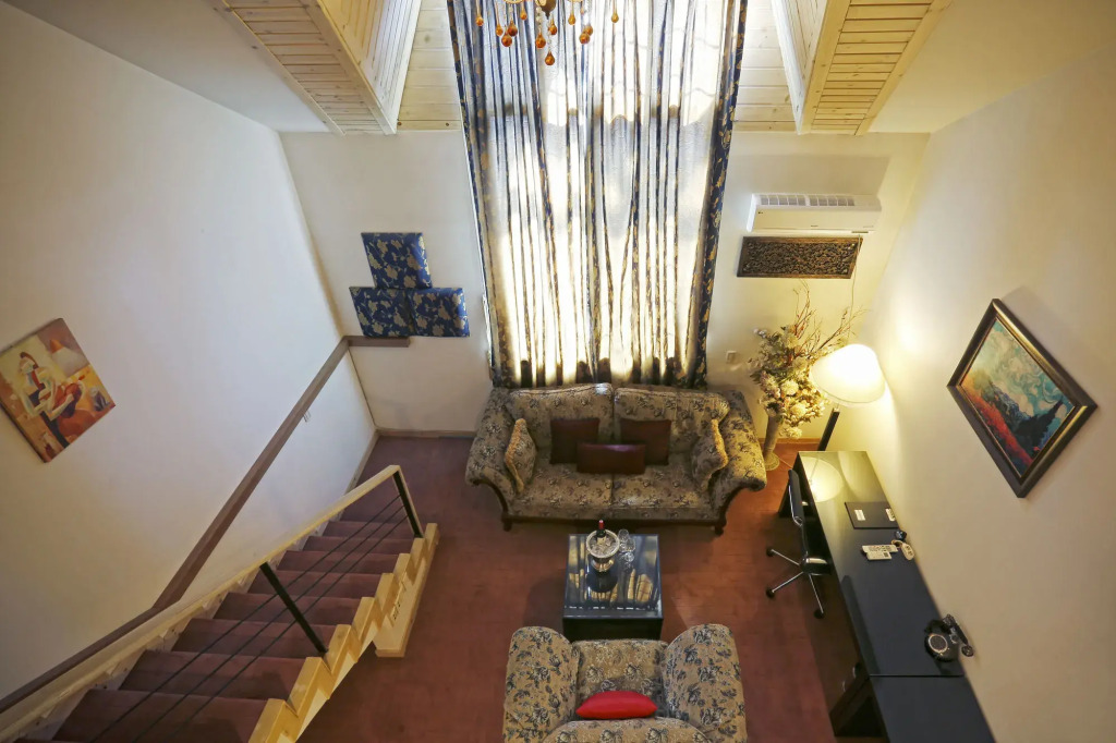 Metro Tourist Hotel