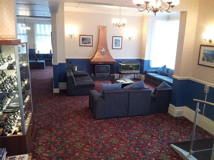 Eliot Hotel