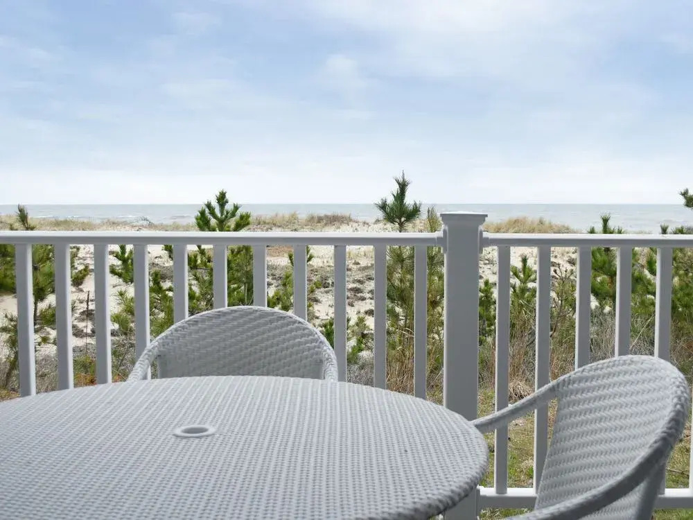 Sea Crest