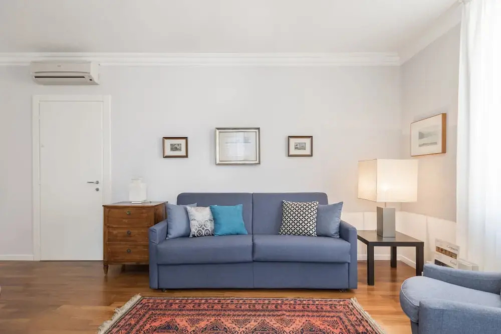 Central Comfy Apartment