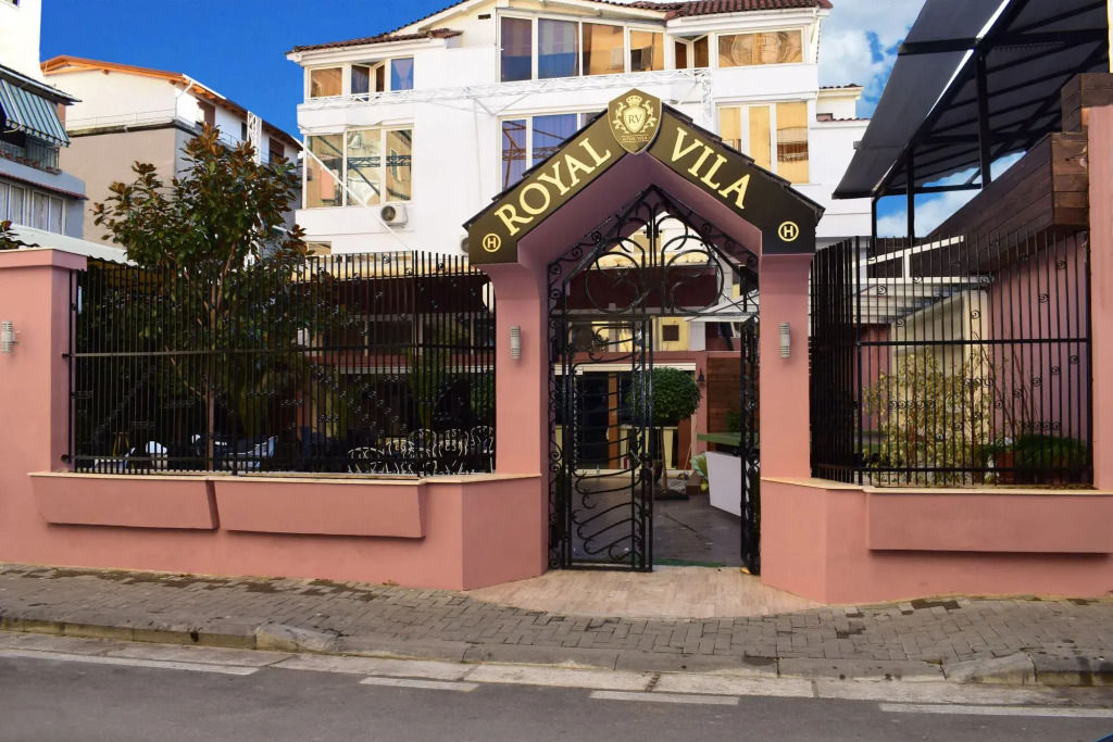 Royal Vila Hotel