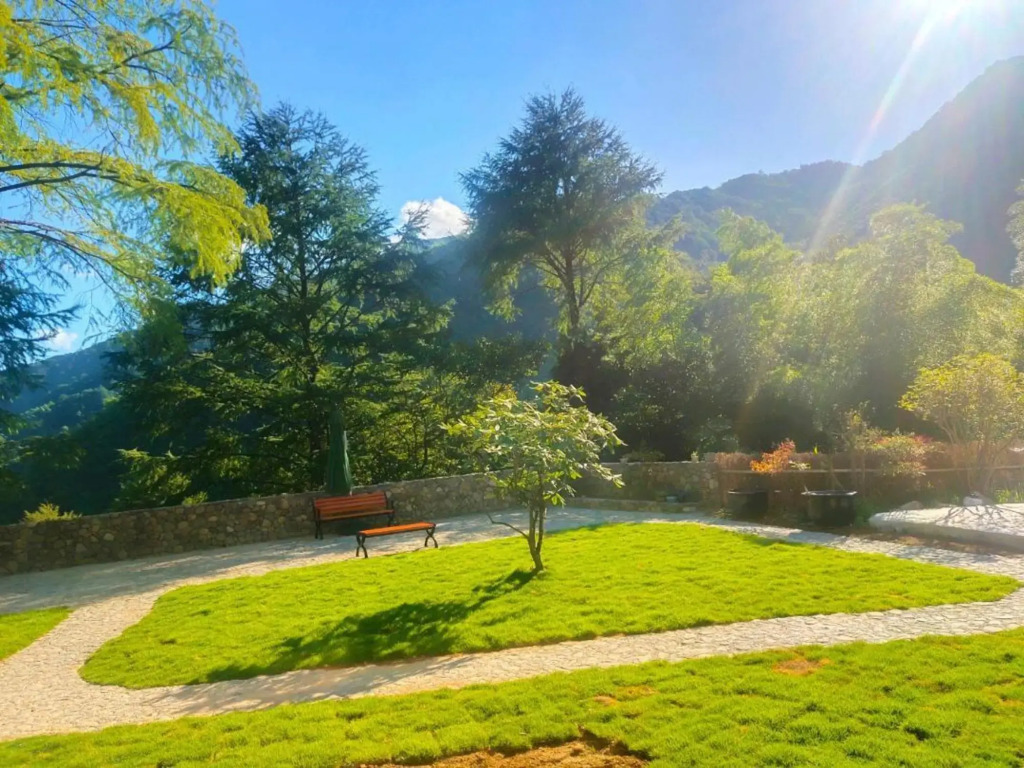 Anji Tongrenge Guesthouse