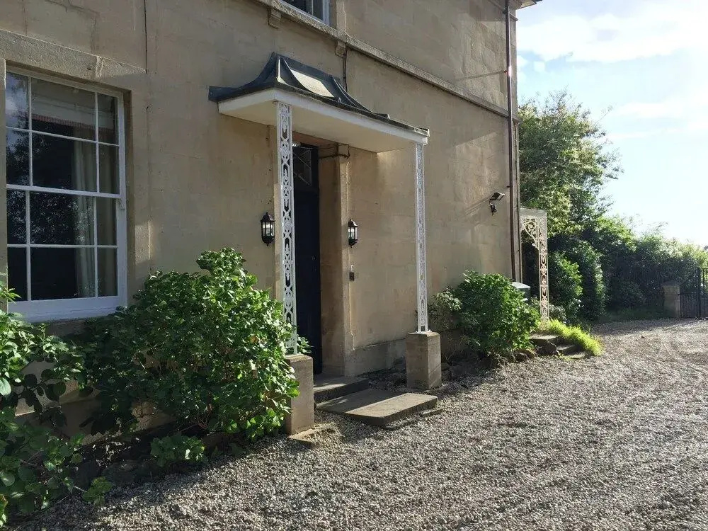 Roseneath House