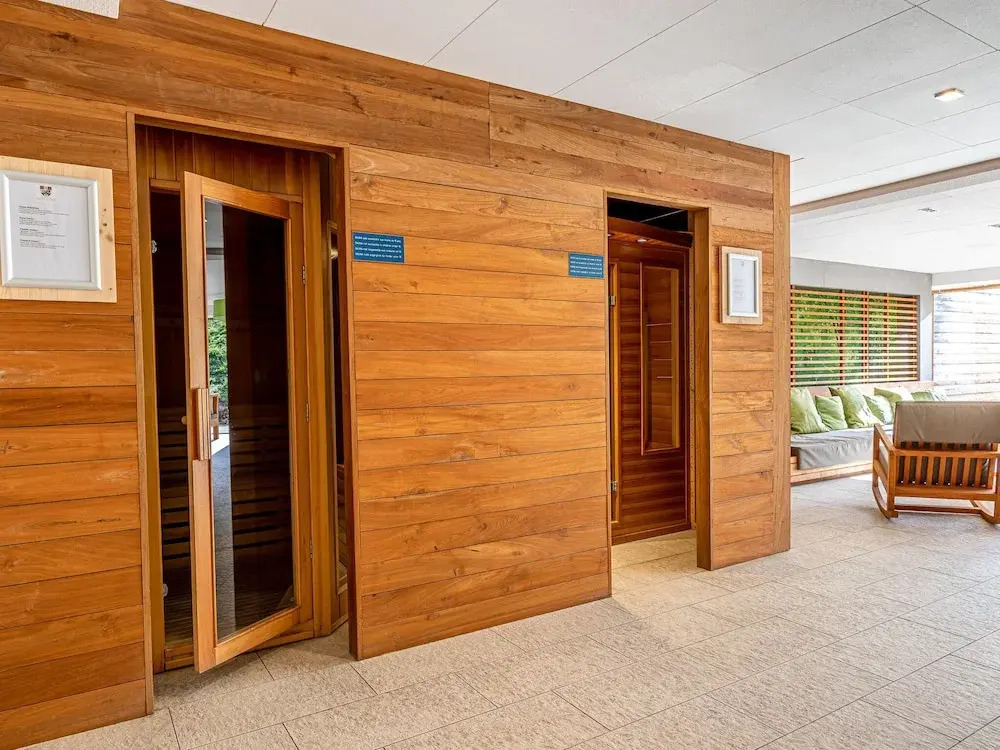 Luxury Apartment on the ski Slope in La Chapelle Dabondance