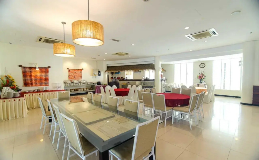 Garden View Hotel