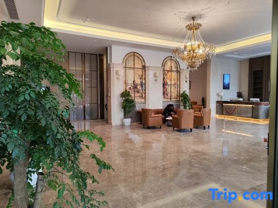Vienna International Hotel (Jiugong Avenue, Tongshan County)