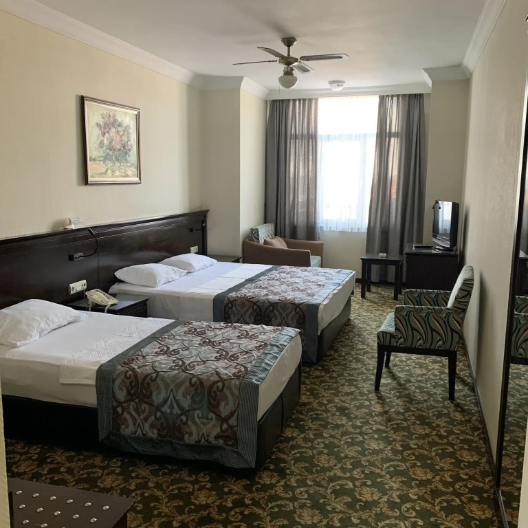 Omur Hotel