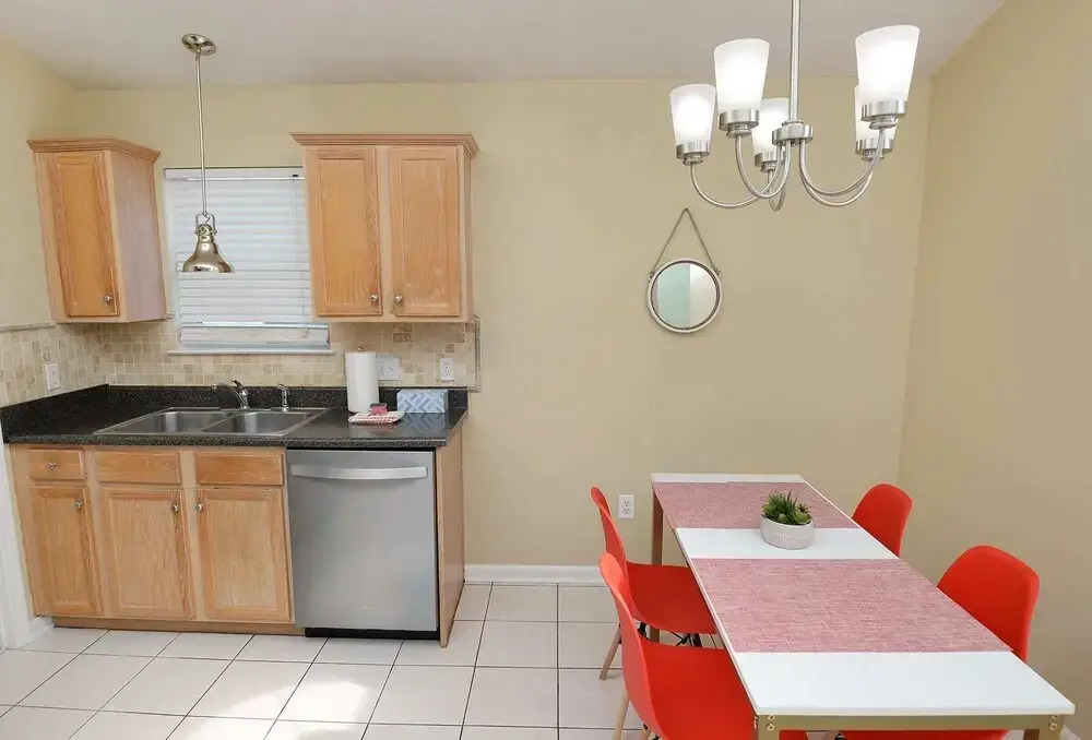 3BR 2BA House in Gated Community by CozySuites