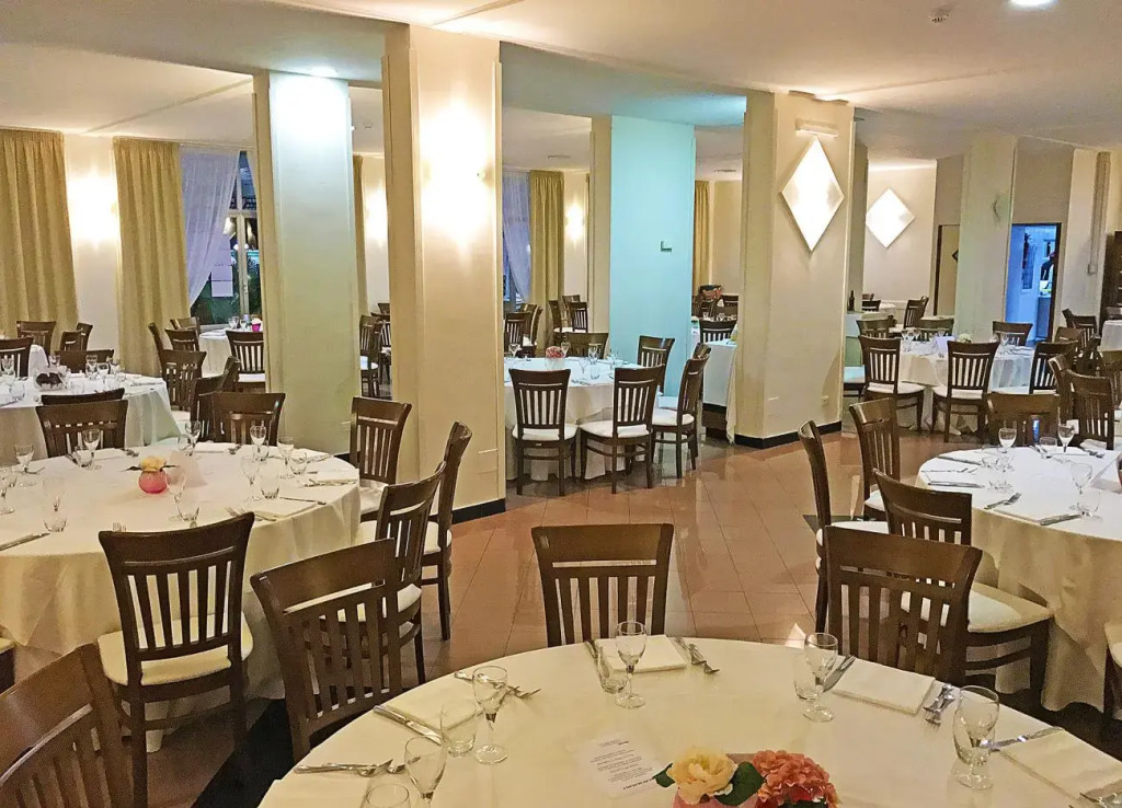 Hotel River Palace