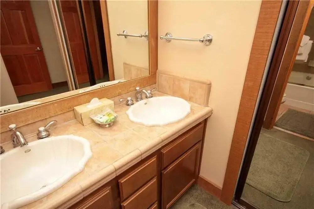 Mountainback Condo 059 2 Bedrooms 2 Bathrooms Condo
