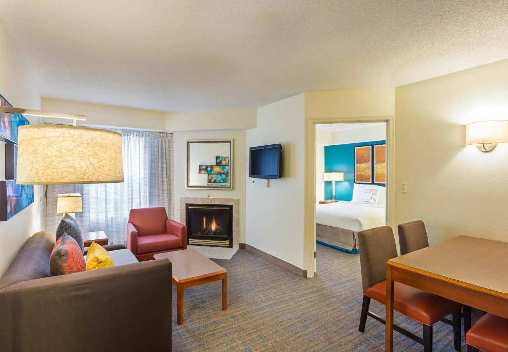 Residence Inn By Marriott Louisville Northeast