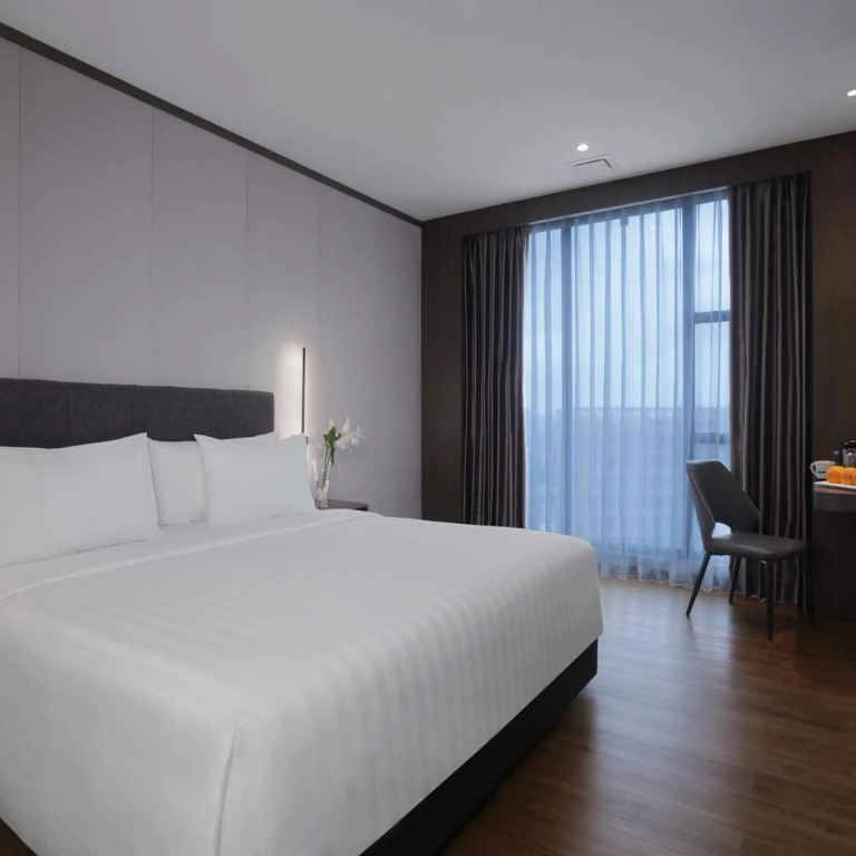 Harper Premier Nagoya Batam
