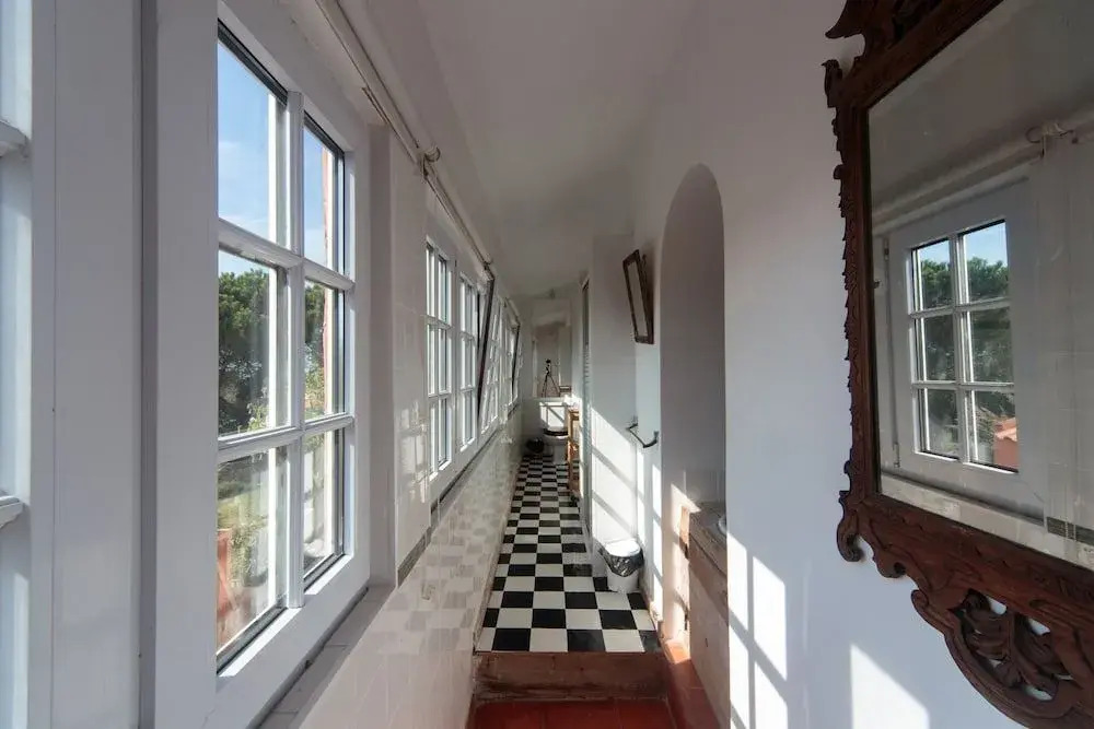 Shepinetree - Capela House