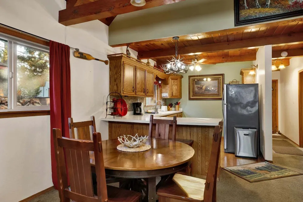 2582-oakwood Cottage