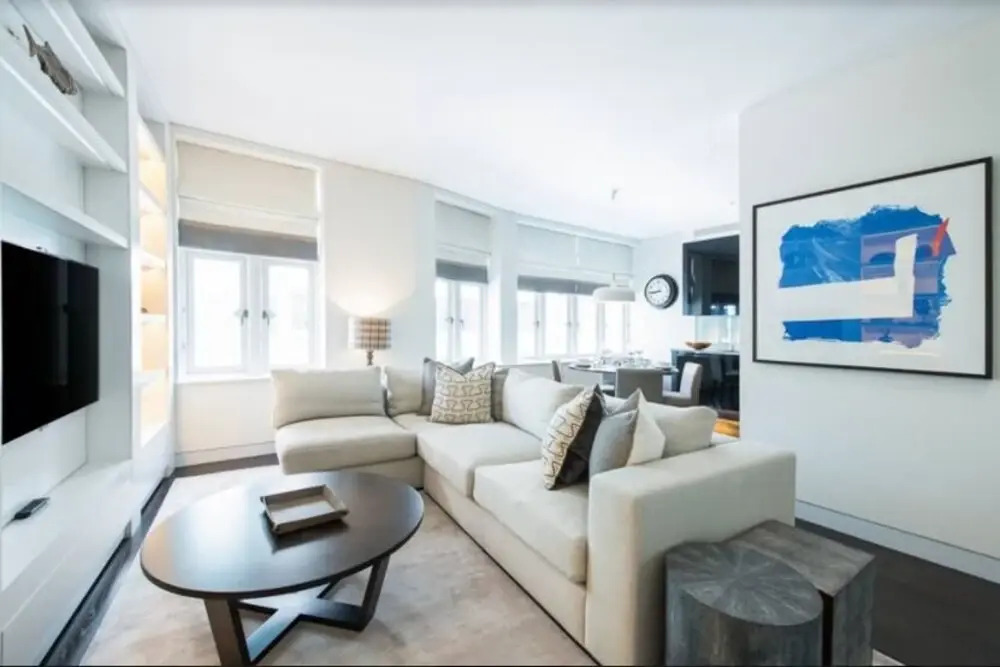 Exclusive 2 Bed in Mayfair with Private Terrace