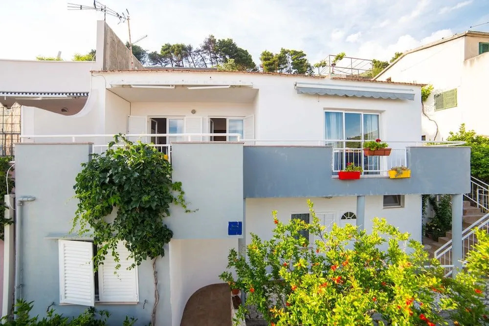 Apartment Kala