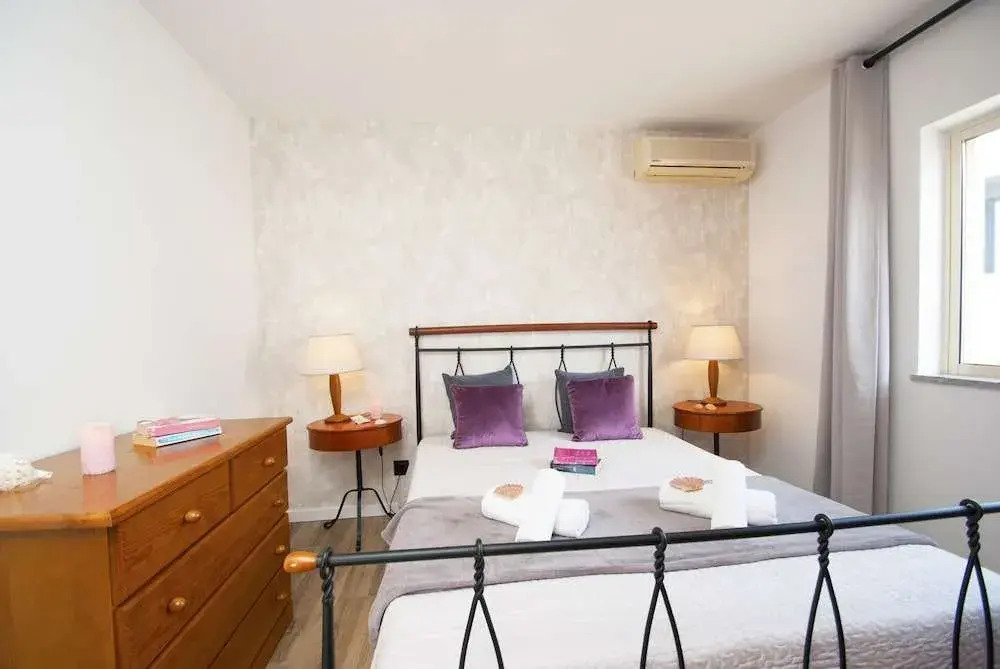 Villa Hollywood - Sítio calmo com piscina aquecível e BBQ - Albufeira