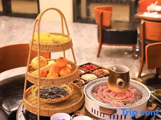 Barluna Hotel (Yanji Yanbian University West Market Branch)