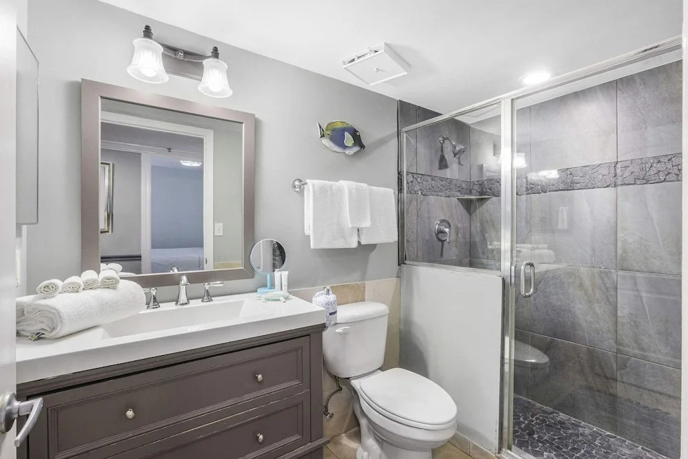 Phoenix I 1112-11th Floor Splash pad Beachfront 2 Bedrooms 2 Baths