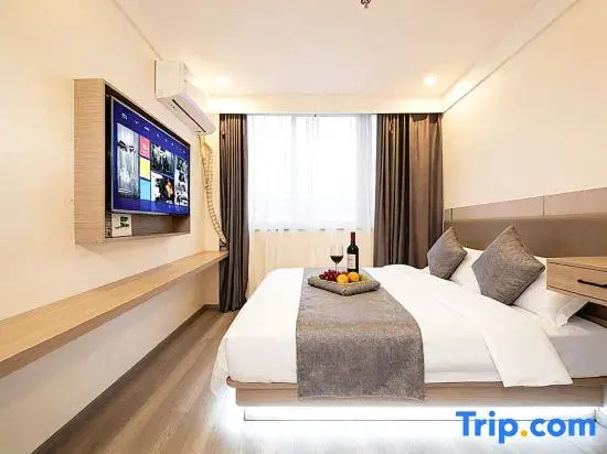 Yijia Light Luxury Hotel (Shanghai Fengxian South Bridge)