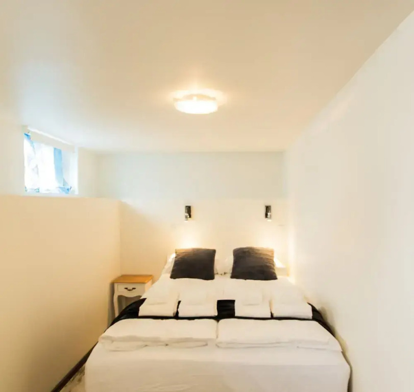 Guesthouse 77