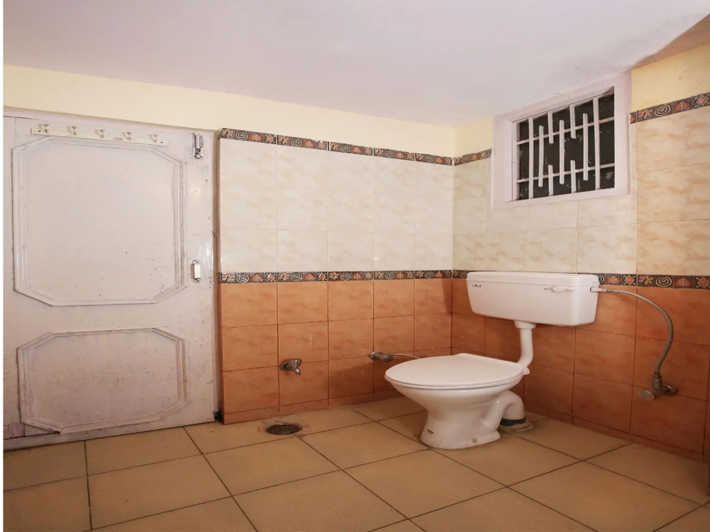 OYO Home 9105 2BHK
