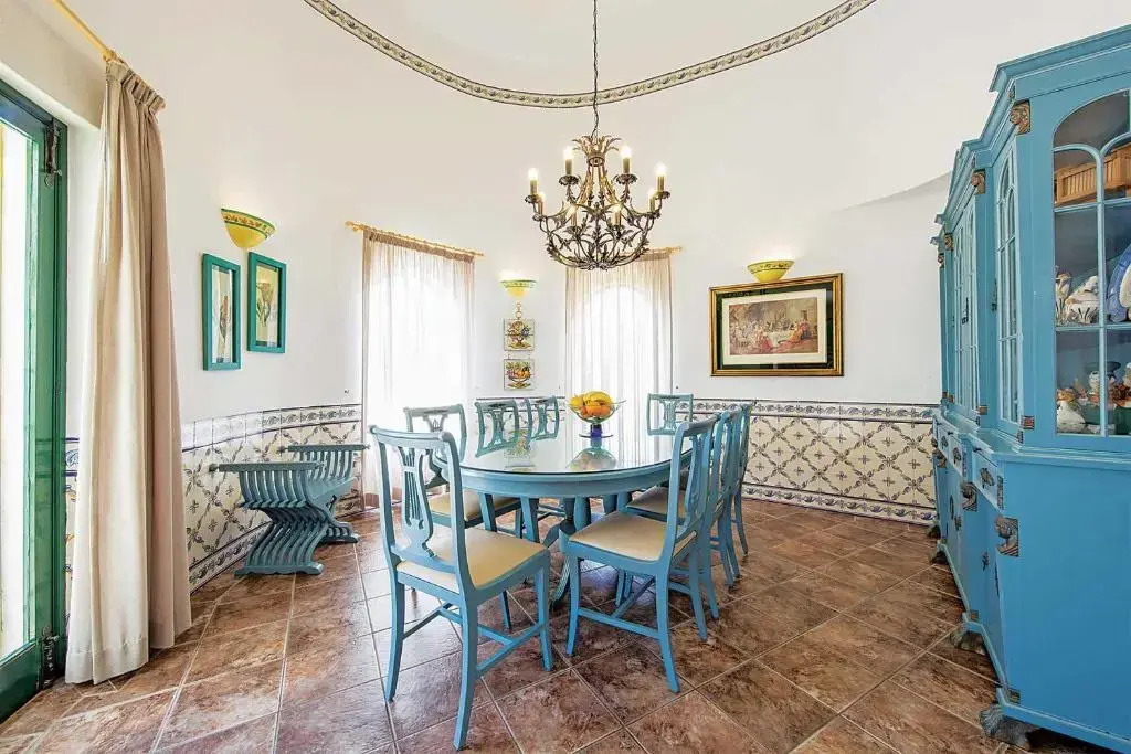 Located on a Quiet Cul-de-sac, Just Within 1 Mile From the Centre of Vilamoura