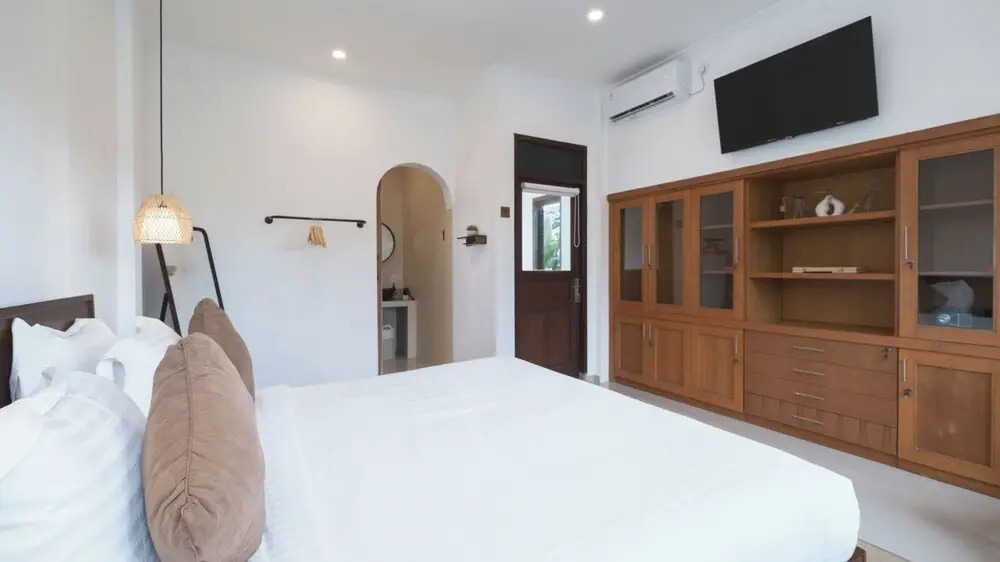 Kamila Villa 1 by Villa Finder