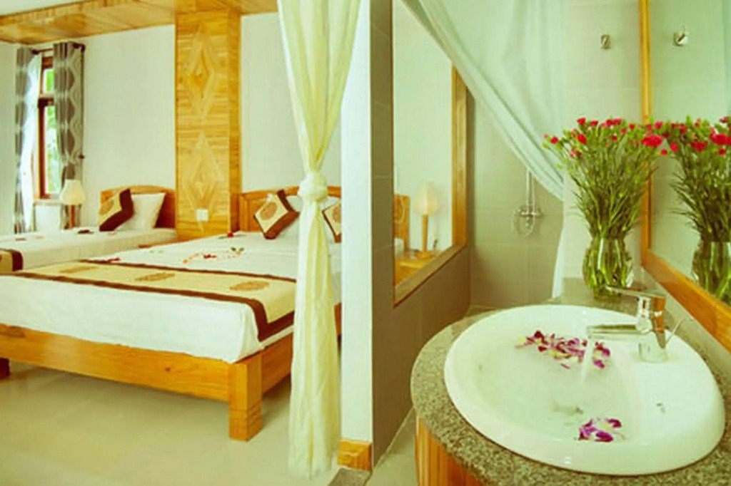 Riverside Plum Garden Villa