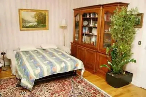 Two-Bedroom Apartment Montmartre (121)
