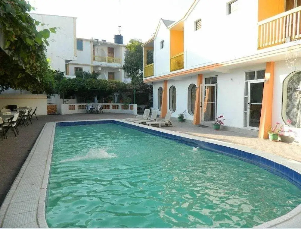Le Gou-T Hotel S.A.