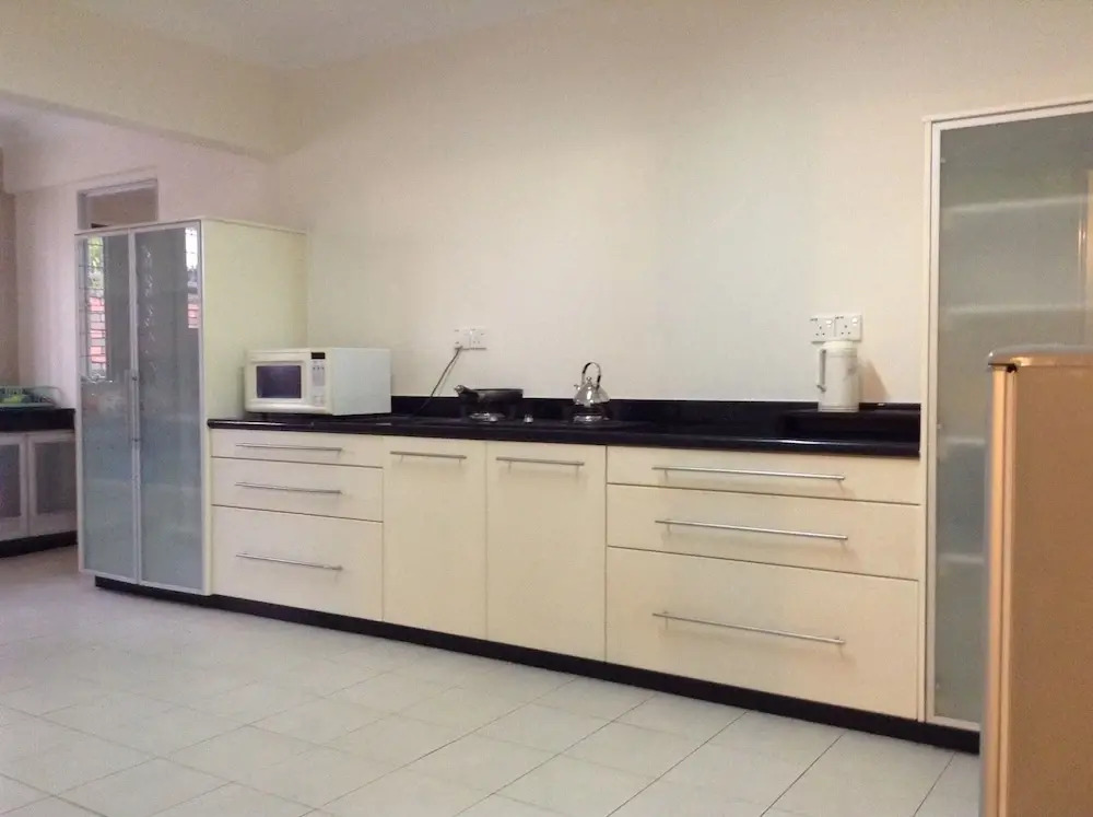 A&F Damansara Homestay