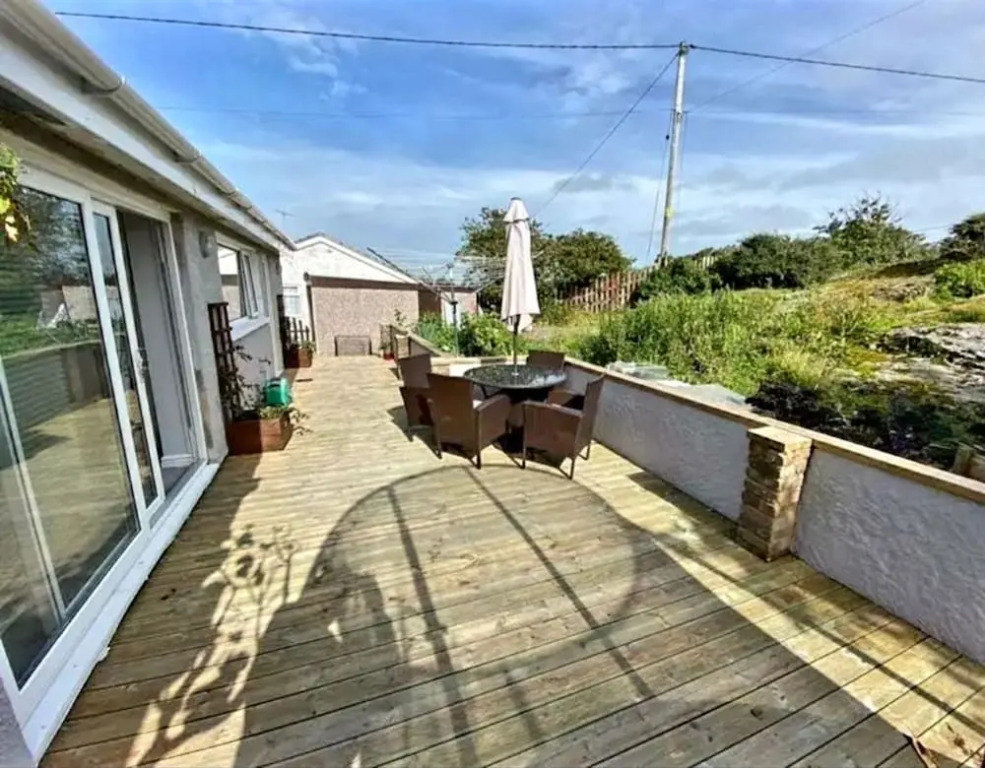 Property 5 Minutes Walk From Trearddur Bay Beach