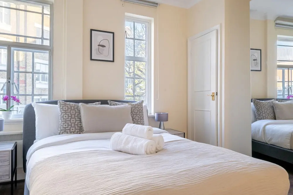 Charming 1BR in London's Westminster