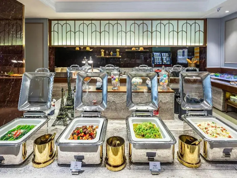 Mercure Qingdao Downtown