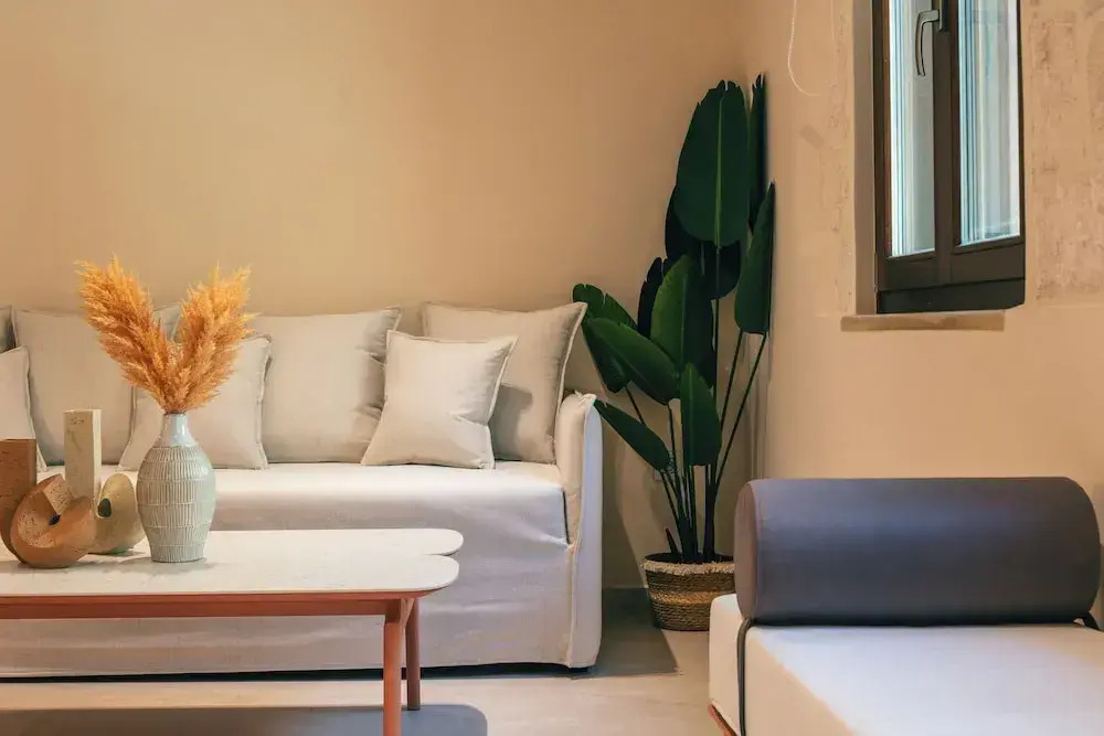 La Montre Luxury Boutique Suites