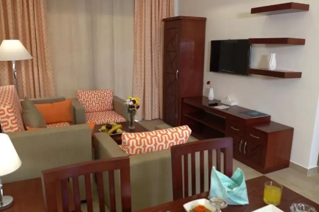 Oyster Bay Beach Suites