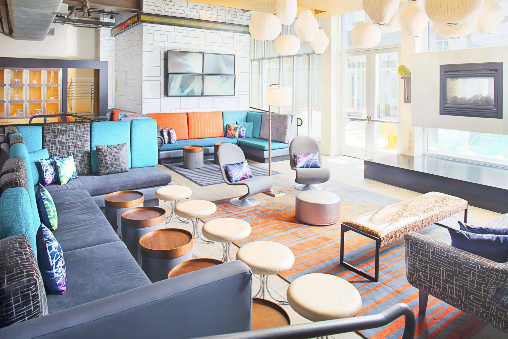 Aloft by Marriott Philadelphia Airport