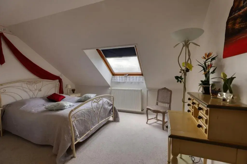 Maison de 5 chambres avec jardin clos et wifi a Commes a 6 km de la plage